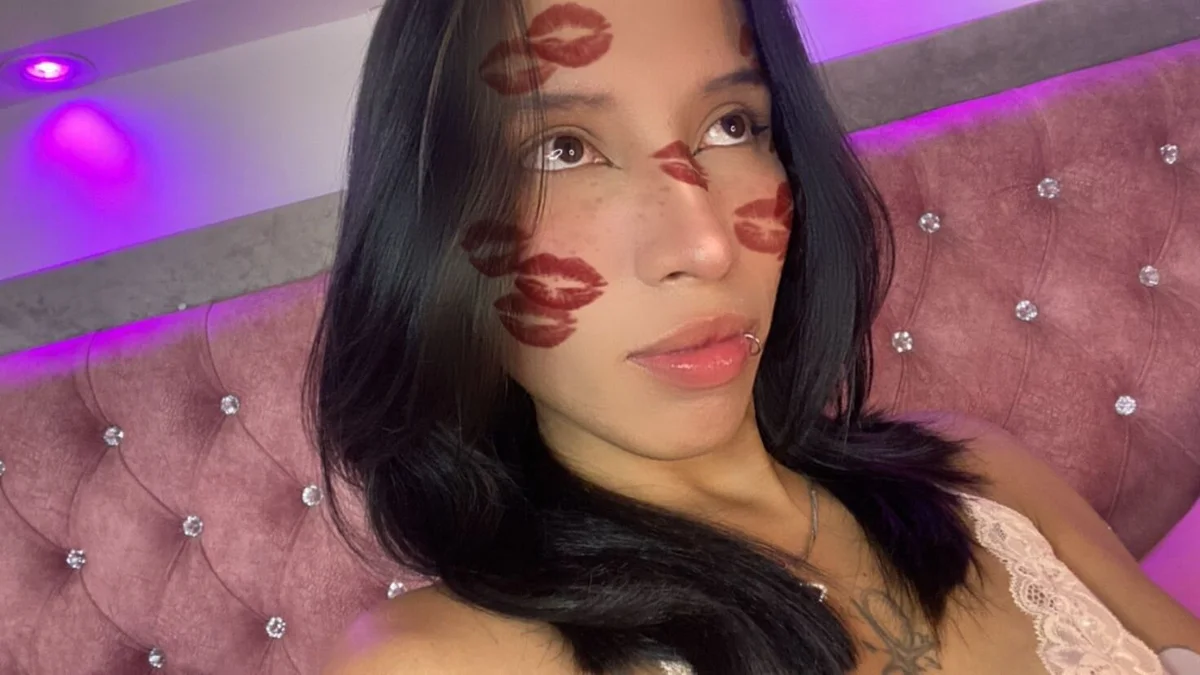 Трендове зображення  2538 Silver_Rosex