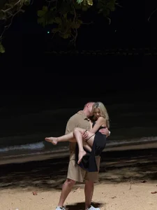 Rosy_Aleks Public Pic 4