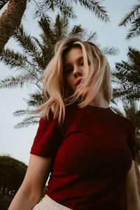 Anna_Robinson Public Gambar 3