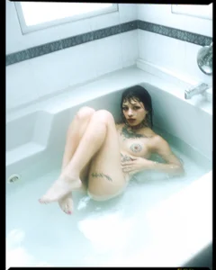 aa_lunit Get wet with me 💦 Pic 6