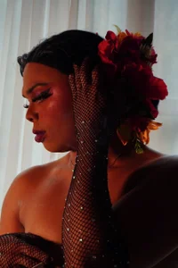 CuteRomi: sexy in the bark ( 3 фото)