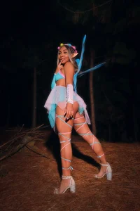 HaileeRoberts Halloween🎃 Pic 3