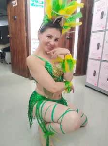Kendal_Busgter Wow Garota! do u like sex??💚💦 Pic