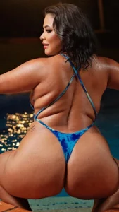 Madison-Diaz Pool Party for you and me Foto 3