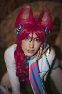 Jin-harrison AHRI COSPLAY টি ছবি