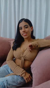 megan_and_mia Mia รูป 