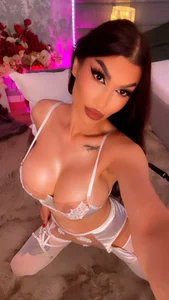 Daily Dose of me od itsjessiebabe  2 snímek