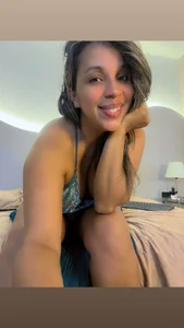 ainaah_ 💋ready for bed Hình