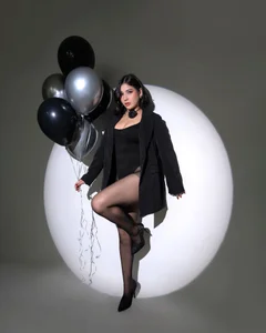 BellaNaye_ black birthday Foto 9