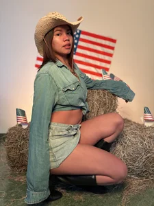 Alessia_Monroe_ ❤️ Liberty Never Looked This Good Foto 4
