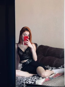 PhyllisEmbrys XXX nøgenfoto 5