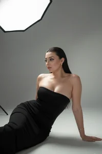 KateDeLatorrePublic Bild 5