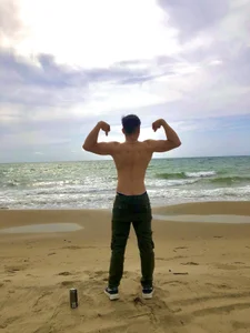 RobinLenoxx: DAY OFF🍆💦 ( 3 фото)