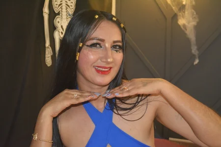 mature_dollyy hallowen Pic