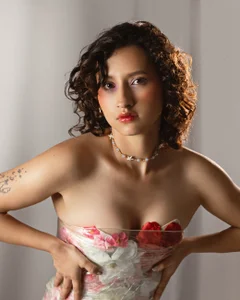 JustVeroo_ Sexy flowers Pic 6