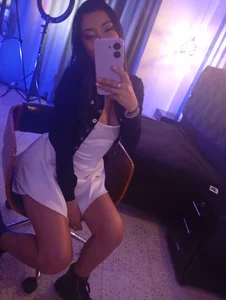 SharonDustLove Public Pic 6