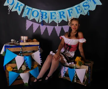 mssburbuja happy oktoberfest Foto 4