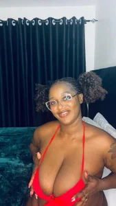 Honeylust26 Public Pic 4