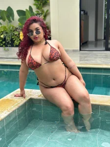 LeylaRangel I pose for you... but I want you to imagine me beyond...✨ Pic 6