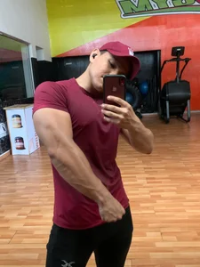 RoyConstance Public  9. fénykép