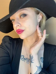 Mystic_Doll some tones of me Bilde 3