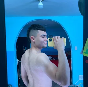 kalivan_voinesscu s e x y b o y . صورة واحدة|kalivan_voinesscu s e x y b o y . صورتان|kalivan_voinesscu s e x y b o y .  2 صور|kalivan_voinesscu s e x y b o y .  2 صورة