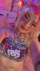 Fill me with pleasure 💦🍒 od Broklinwhite_  3 snímek