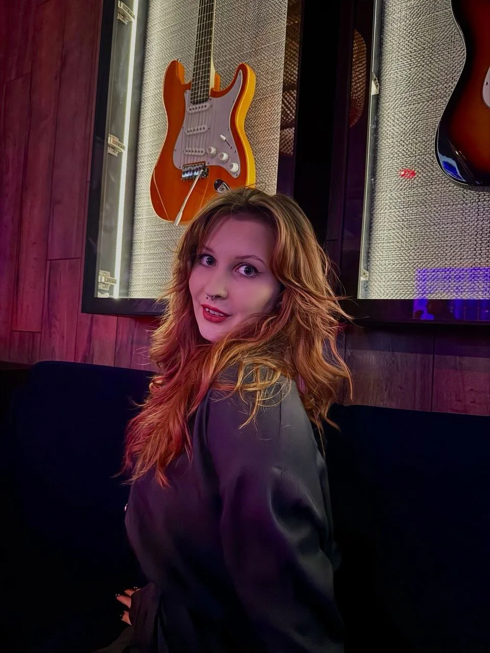 VictoriaShows - Photo 4