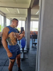 Paul22cm- a day at the gym Kuva 6