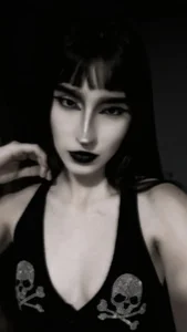 annie_blair_ 🖤 slika 4