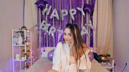 ErinLewistのHappy Birhdayの 6枚の写真