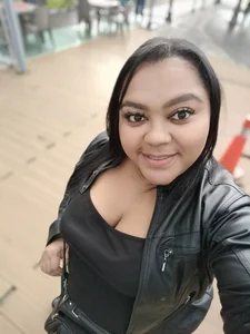 yanza2002 walk in the mall Immagine  3