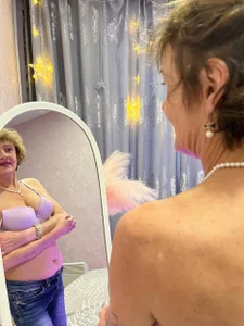 SexyGrandma_ Public зображення 4