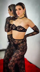 Lee_HaneulのSensual girlの枚の写真