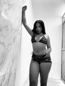 Littlehotxxx Public Pic
