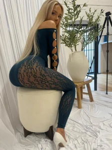 Naughtyblondex Public Εικόνα 9