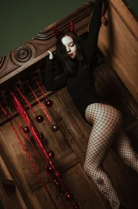 Devil's alluring