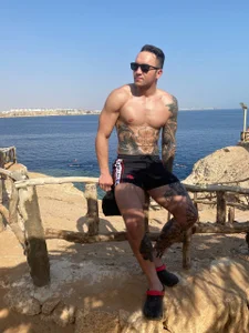 Mr_YourGod Public Immagine  2