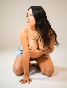 LolaRiverss Come and Discover 🔥 Billede