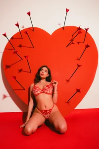 Alyssia_Collins 🌹❤️Happy Valentine's🌹❤️ Foto 2