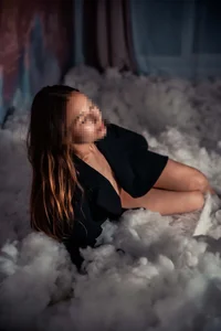 yes_Alice Public Pic 5