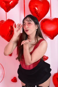 emily__walkervalentines day ❤🌹 Bild 2