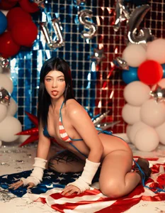 LanaKyutt Independence day w LanaK Pic 3