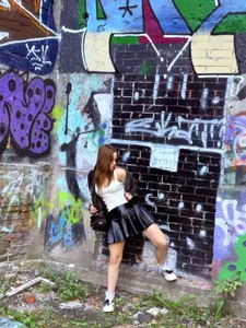 Dana_Phoenix 🏙️Street Shooting😎📸 Bilde