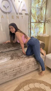 sophie_rose_cn Public - {count, plural, one {תמונה אחת} two {שתי תמונות} many {# תמונות} other {# תמונות}}
