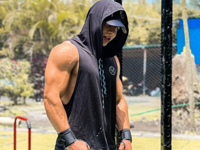 Johan_Williams_07 Gym صورة واحدة|Johan_Williams_07 Gym صورتان|Johan_Williams_07 Gym  4 صور|Johan_Williams_07 Gym  4 صورة