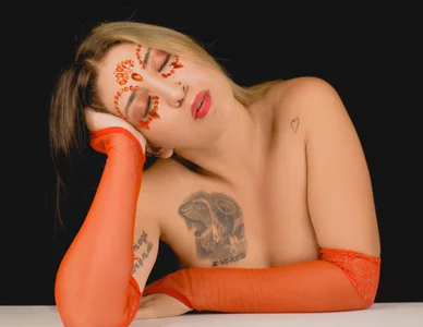 Sarah_Mistress_ faces Foto