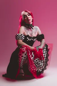 Evangelyne_1 RED QUEEN Foto 6