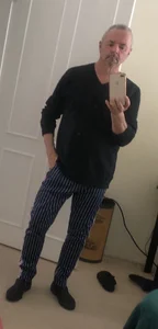 hotdadbod Chilling at Home Foto