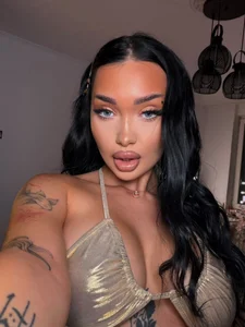 SashaFererra God complex✨ Billede 6
